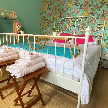 Ibiza Vibes Studio - Festive, Beach & Sun Atmosphere - Amazing Location In City Center Apartman Namur Kültér fotó