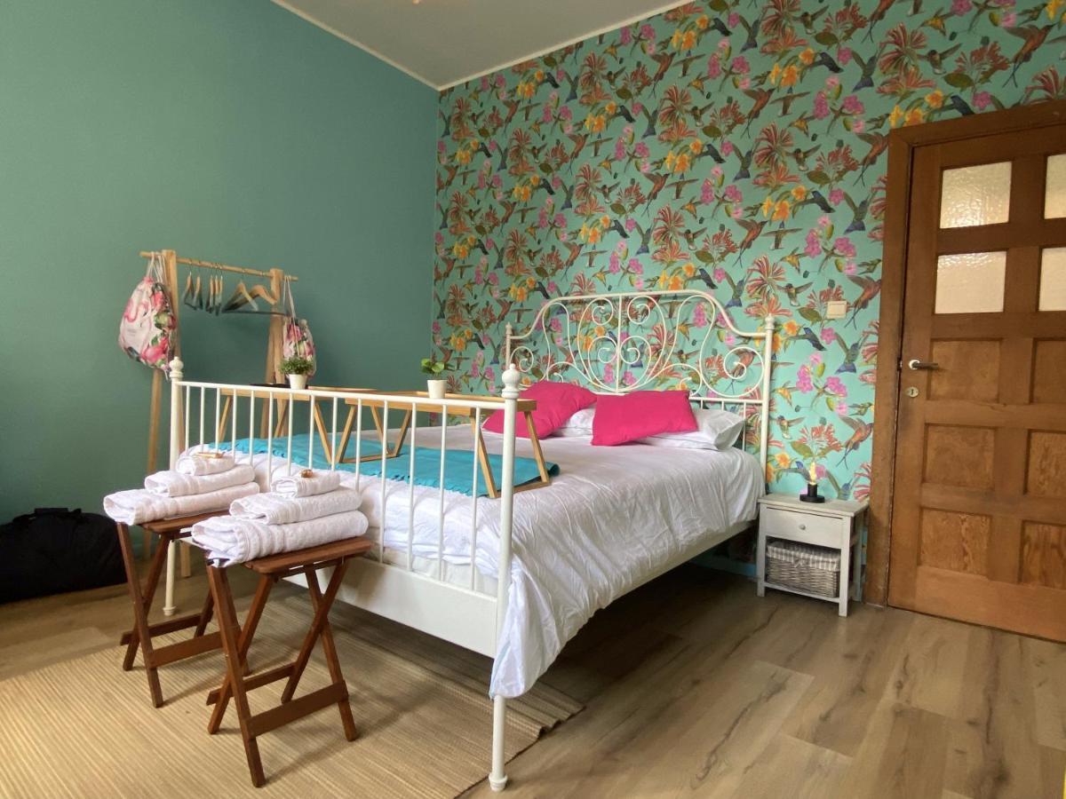 Ibiza Vibes Studio - Festive, Beach & Sun Atmosphere - Amazing Location In City Center Apartman Namur Kültér fotó