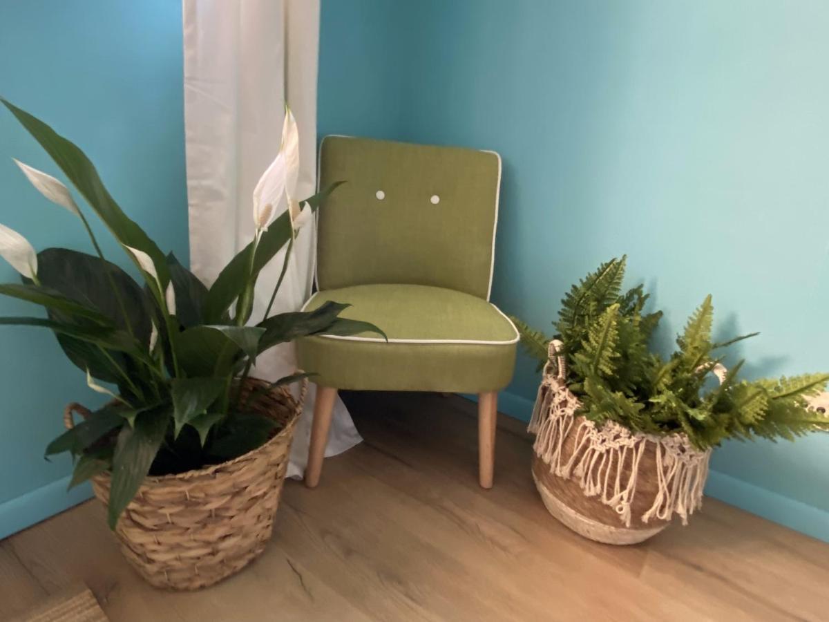 Ibiza Vibes Studio - Festive, Beach & Sun Atmosphere - Amazing Location In City Center Apartman Namur Kültér fotó